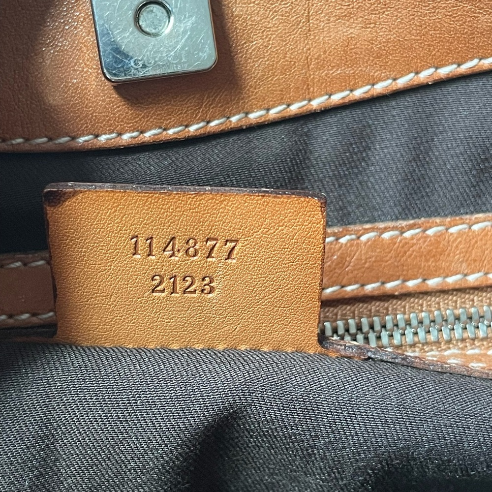 GUCCI HOBO SHOULDER BAG - Picture 9 of 14